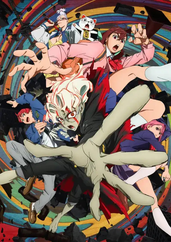 Rote und schwarz gestreifte Kapuzenjacke mit Katzenohren, weiße Fellakzente.