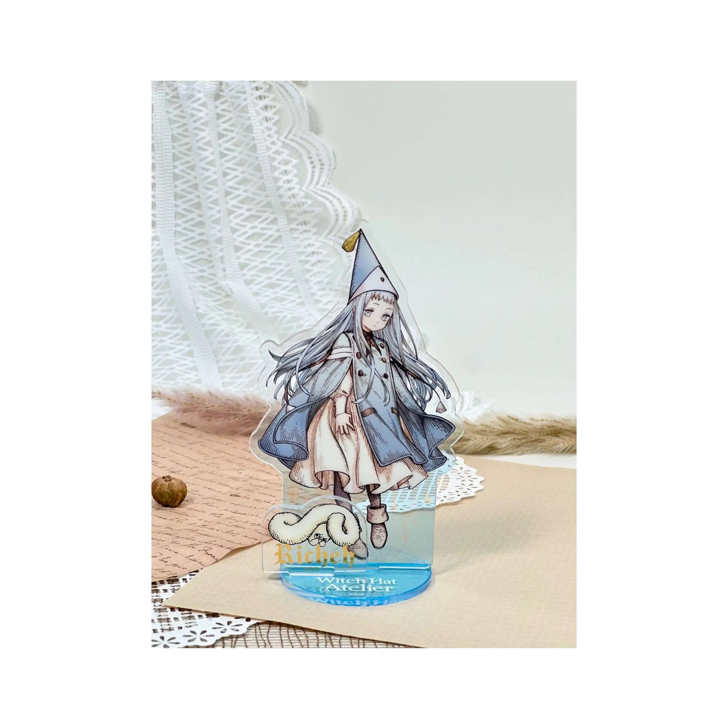 Witch Hat Atelier - Acrylaufsteller - Richeh